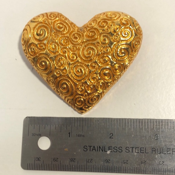 Dominique Aurientis Paris Gold Plated Vintage Heart Shaped Brooch Pin - Picture 6 of 13